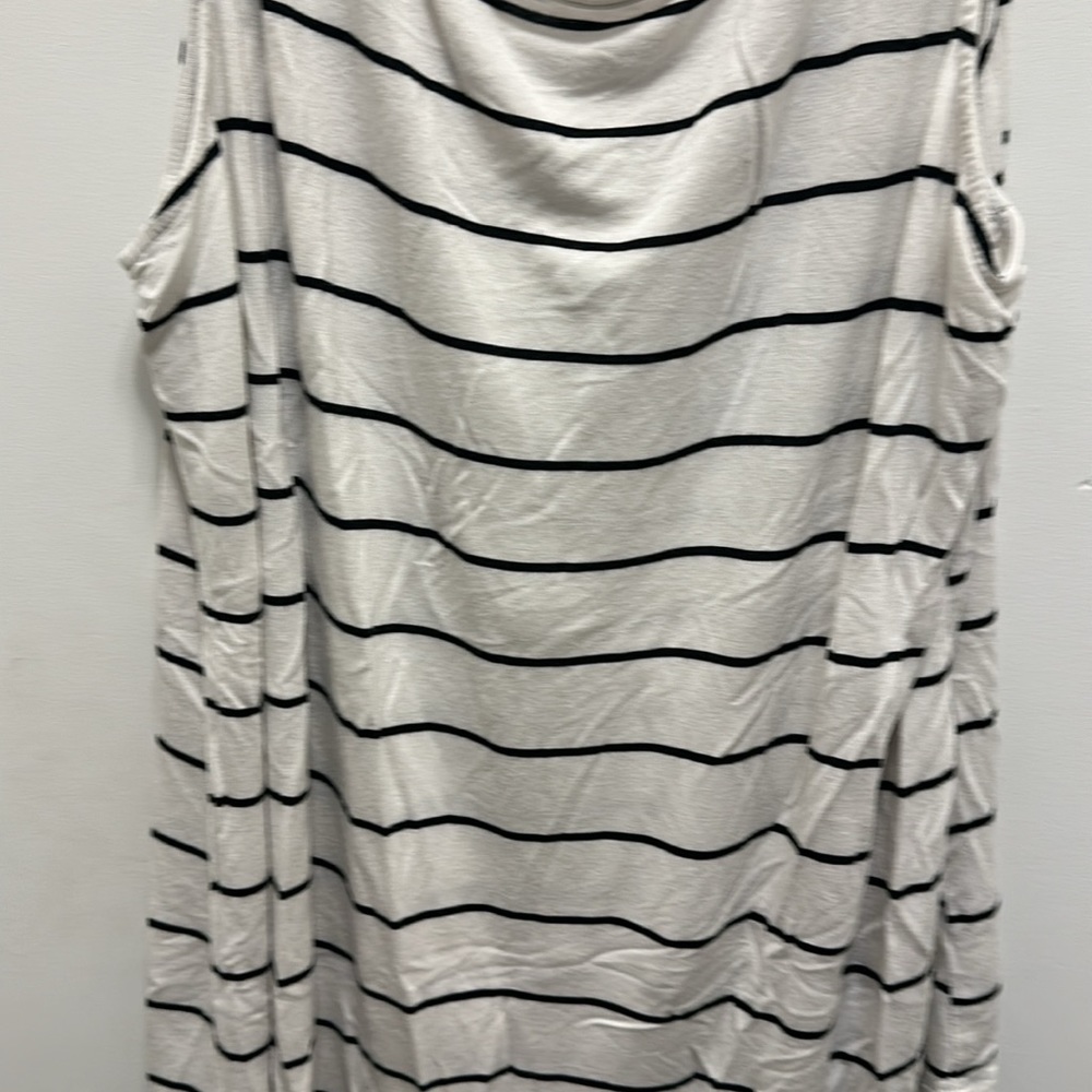 Maurices Black and White Striped Tank Top Size Large - Picture 2 of 4